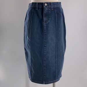 GAP Seamed High Waisted Denim Skirt
